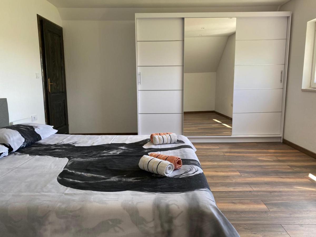 Milka House Villa Korenica Kültér fotó